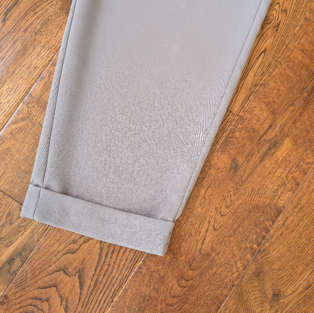 EUC Ladies LC Lauren Conrad Slacks Trousers Pants Gray Fabric Bow Belt Cuff Sz 4 - Picture 2 of 8